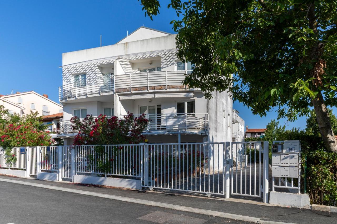 Apartment Dolly Completely Renovated 2023 Rovinj Bagian luar foto