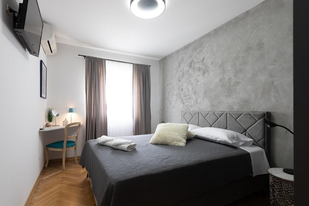 Apartment Dolly Completely Renovated 2023 Rovinj Bagian luar foto